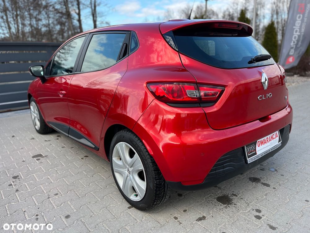 Renault Clio TCe 90 Limited - 15