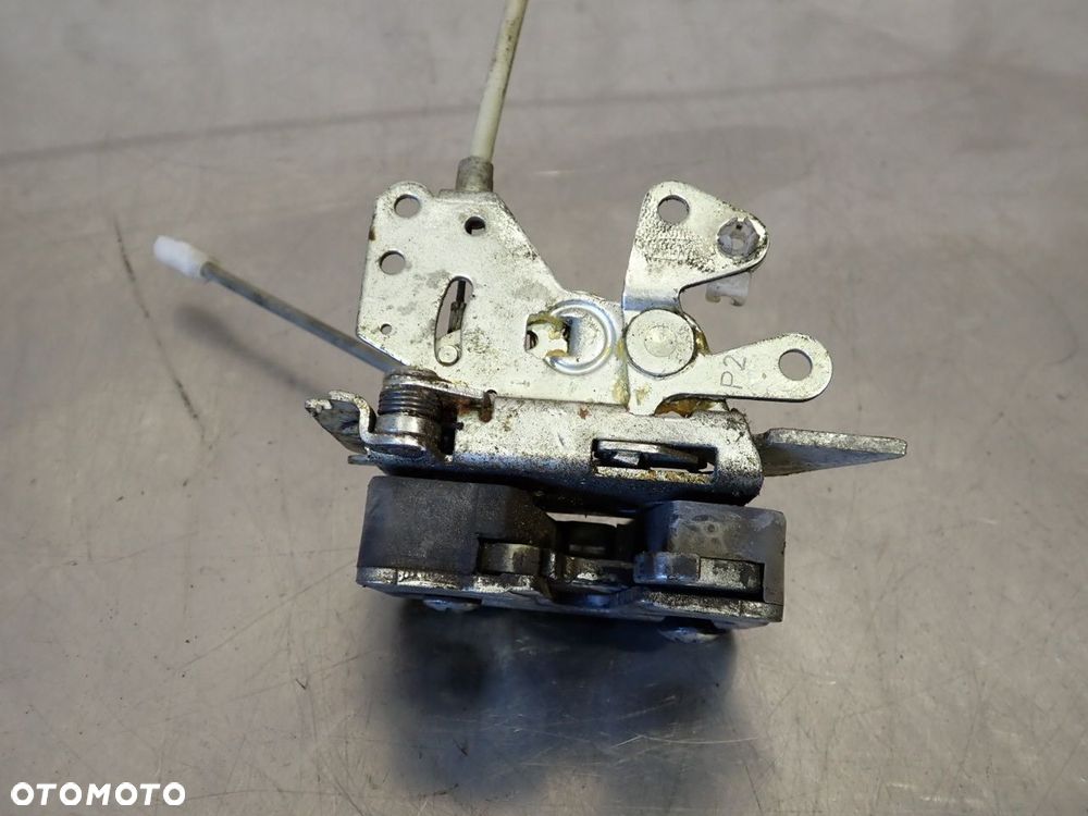 ZAMEK PRAWY PRZÓD DRZWI SKODA FAVORIT - 1