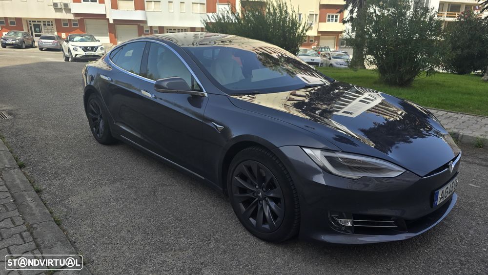 Tesla Model S Long Range - 5