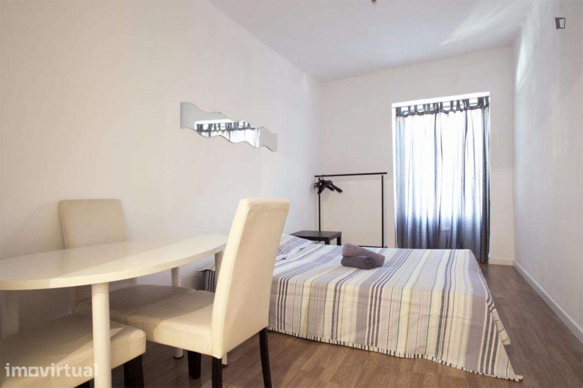 Quarto - localizado em Bairro Alto Lisbon - Grande imagem: 5/12