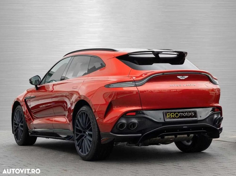 Aston Martin DBX - 2