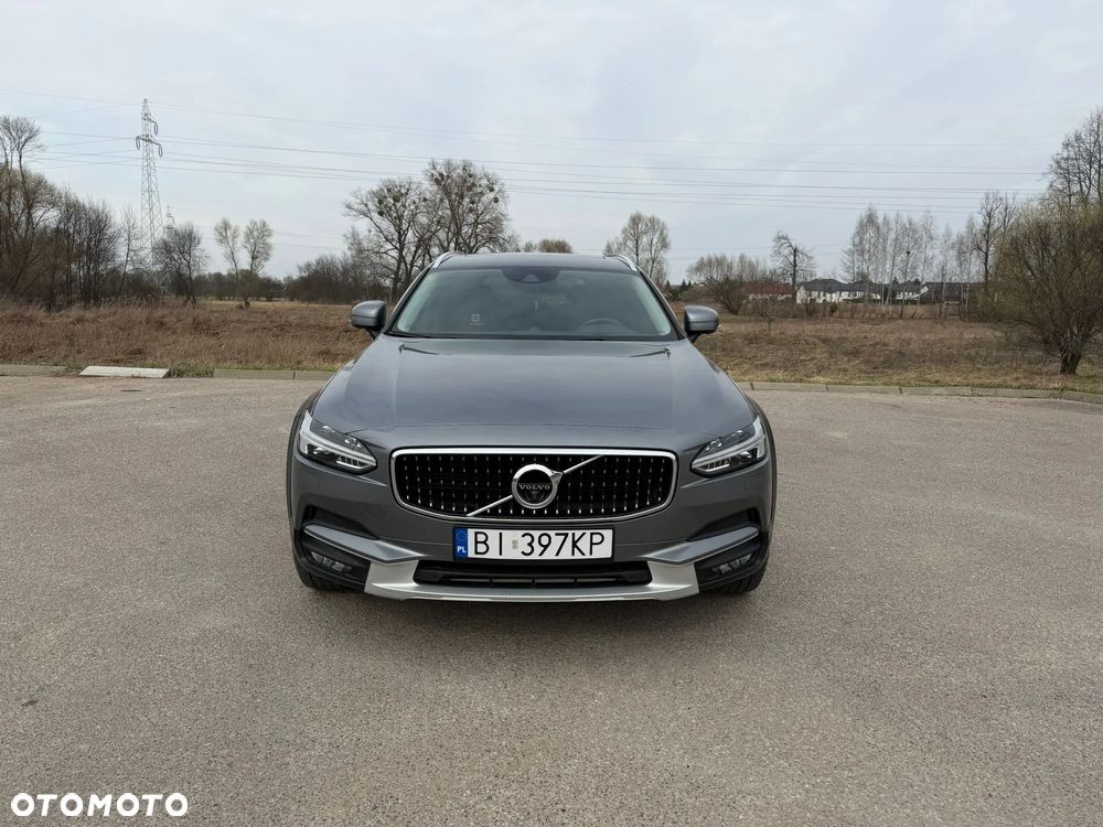 Volvo V90 Cross Country T6 AWD - 2