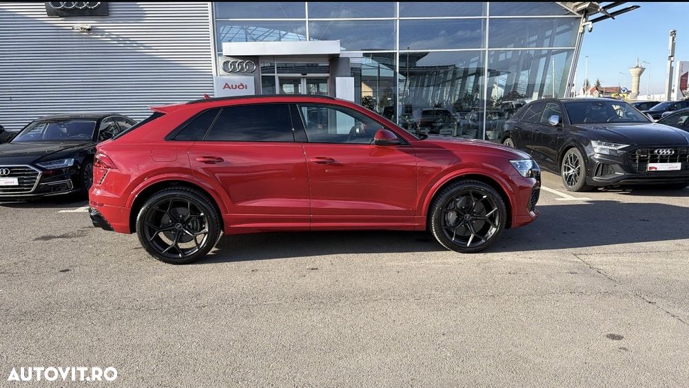 Audi RS Q8 - 29