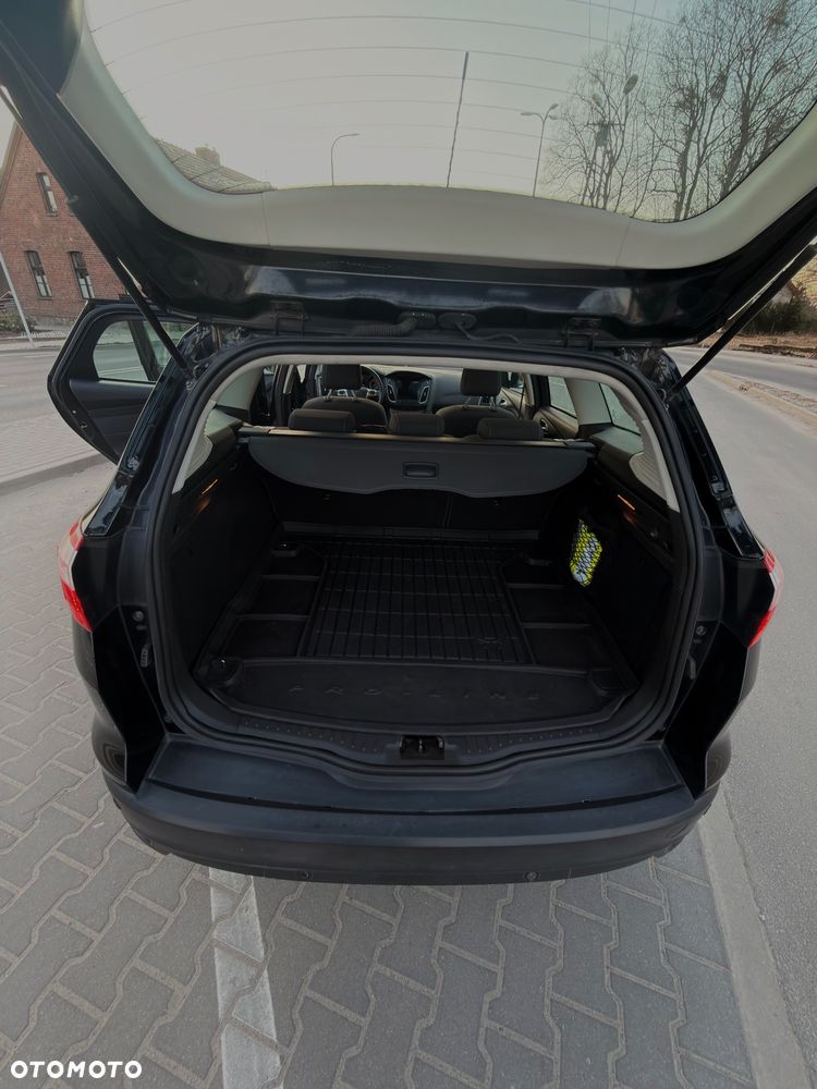 Ford Focus SW 1.0 EcoBoost Titanium - 13