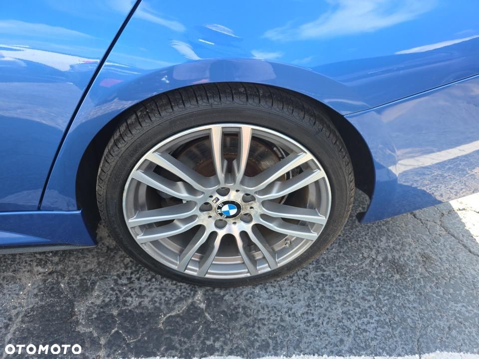 BMW Seria 3 340i M Sport - 15