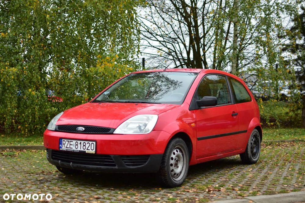 Ford Fiesta 1.3 Ambiente - 9