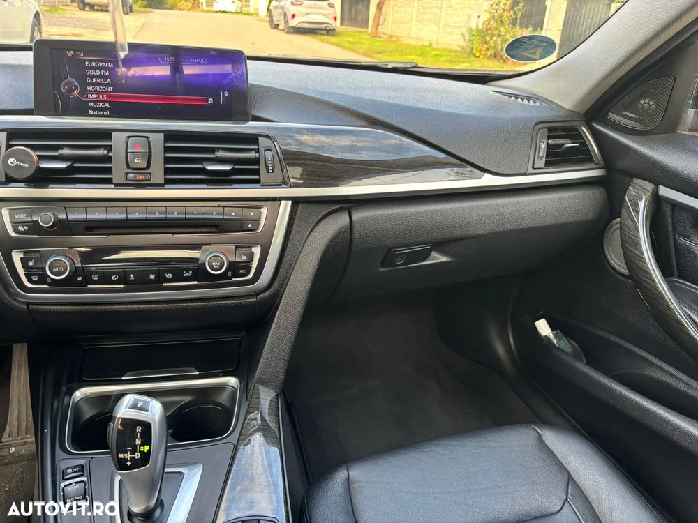 BMW Seria 3 - 18