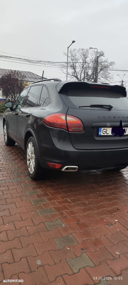 Porsche Cayenne Tiptronic S - 8