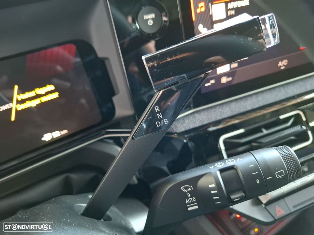 Renault 5 E-Tech 52 kWh Techno Autonomia Conforto - 16