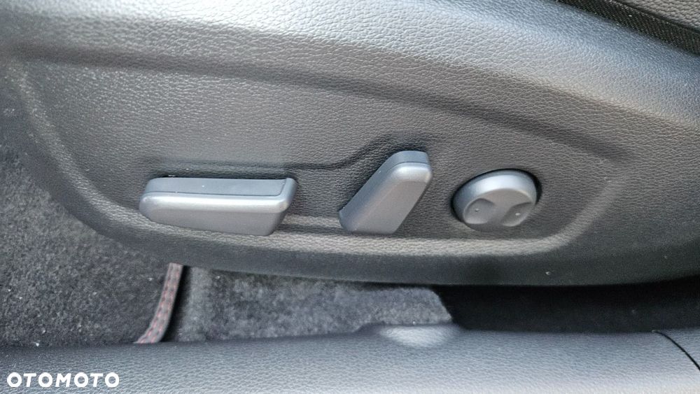 Kia ProCeed 1.6 T-GDI DCT7 OPF GT - 26