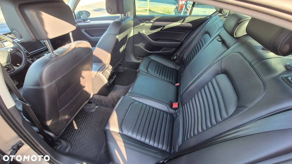 Volkswagen Passat 2.0 TDI BMT 4Mot Highline DSG - 13