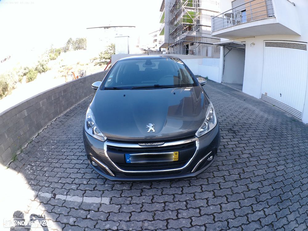 Peugeot 208 1.2 PureTech Style - 4