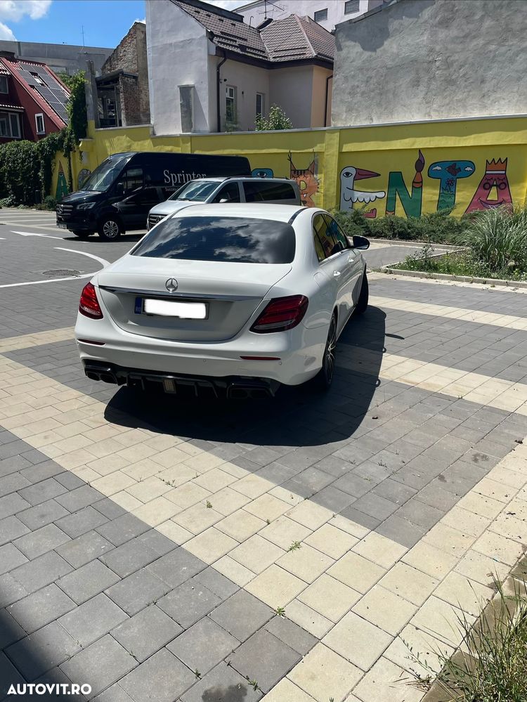 Mercedes-Benz E 220 d 9G-TRONIC - 5