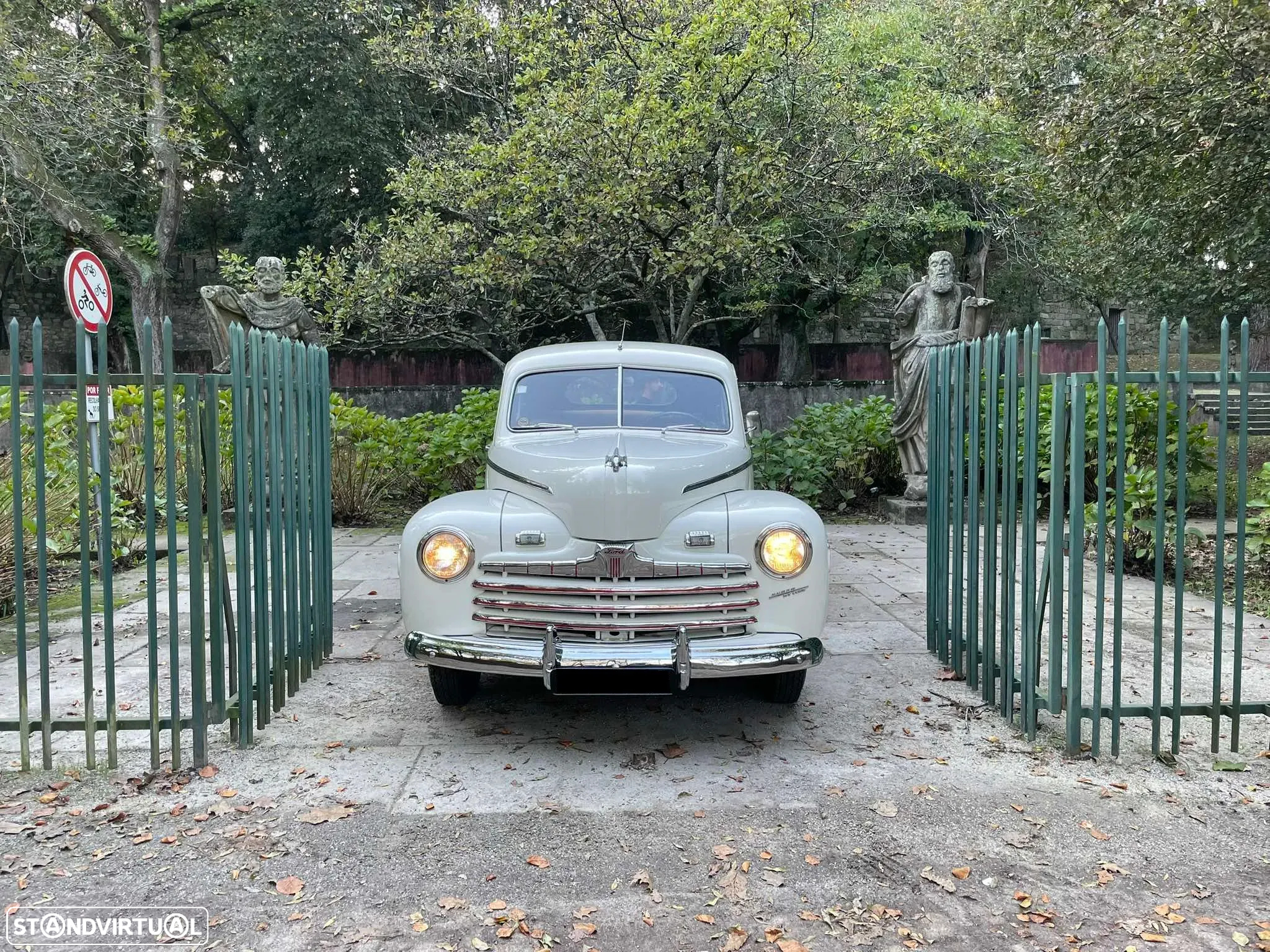 Ford Super De Luxe Coupe V8 100cv - 37