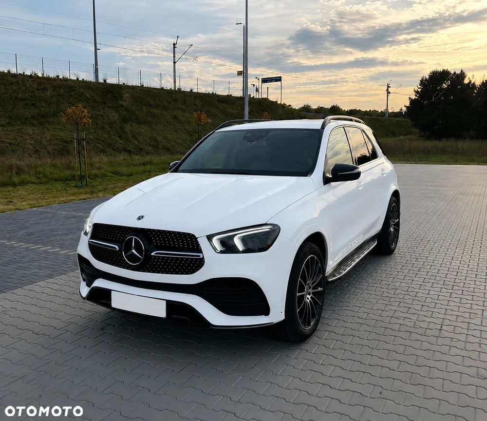 Mercedes-Benz GLE - 1