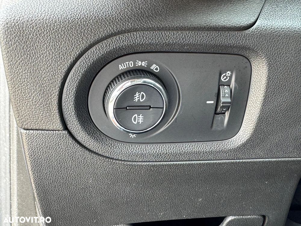 Opel Grandland X 1.5 D Start/Stop Automatik INNOVATION - 28