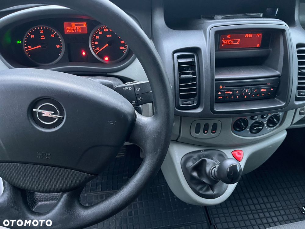 Opel Vivaro - 2