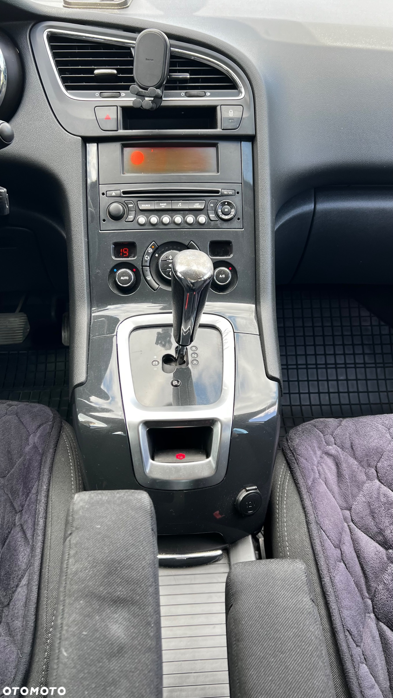 Peugeot 5008 1.6 HDi Premium - 28