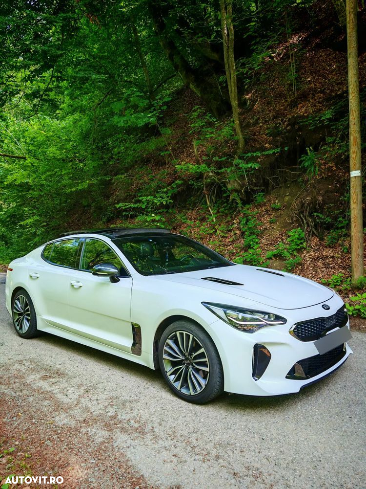 Kia Stinger 2.2 CRDI AWD GT Line - 11