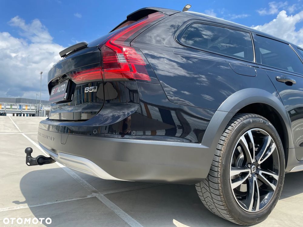 Volvo V90 Cross Country B5 D AWD Pro - 18