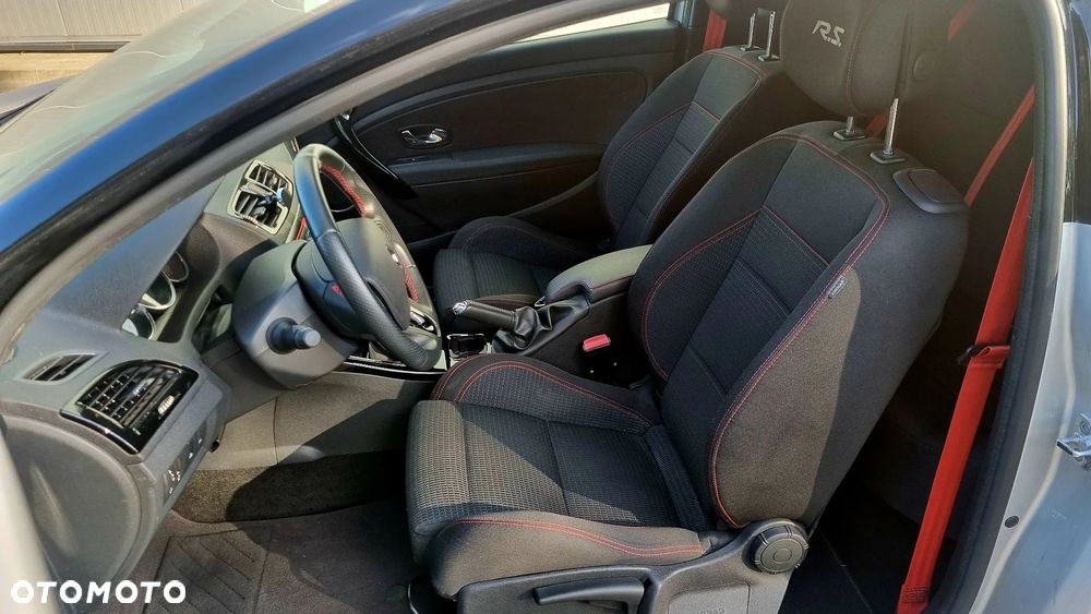 Renault Megane 2.0 16V R.S - 11