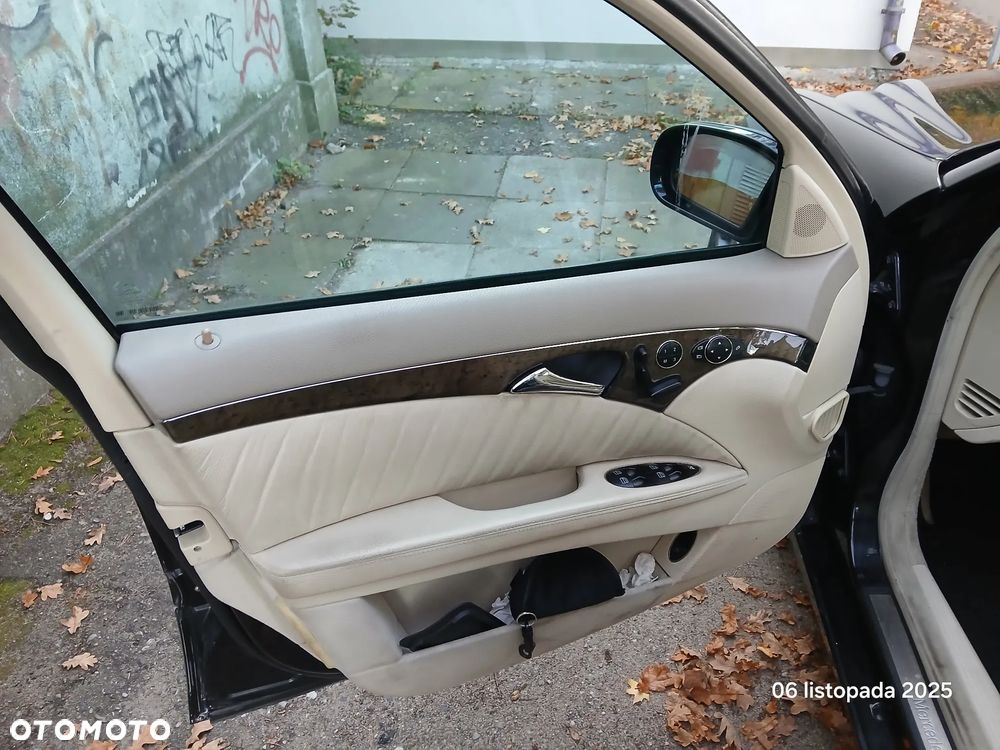 Mercedes-Benz Klasa E 500 Avantgarde - 13