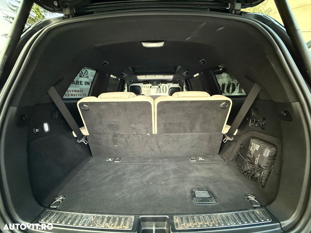 Mercedes-Benz GL 63 AMG 4MATIC AMG Speedshift Plus 7G-TRONIC - 17