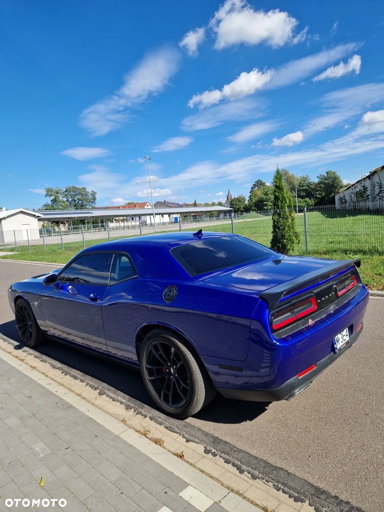 Dodge Challenger 6.4 Scat Pack - 6