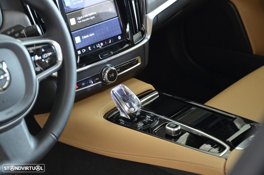 Volvo S90 2.0 T8 PHEV Plus Dark AWD - 14