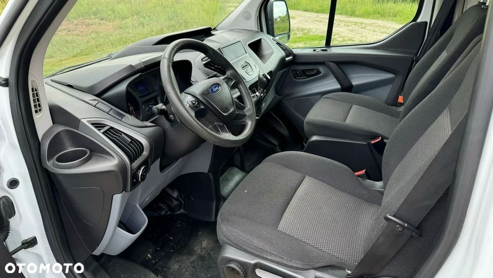 Ford Transit Custom - 9