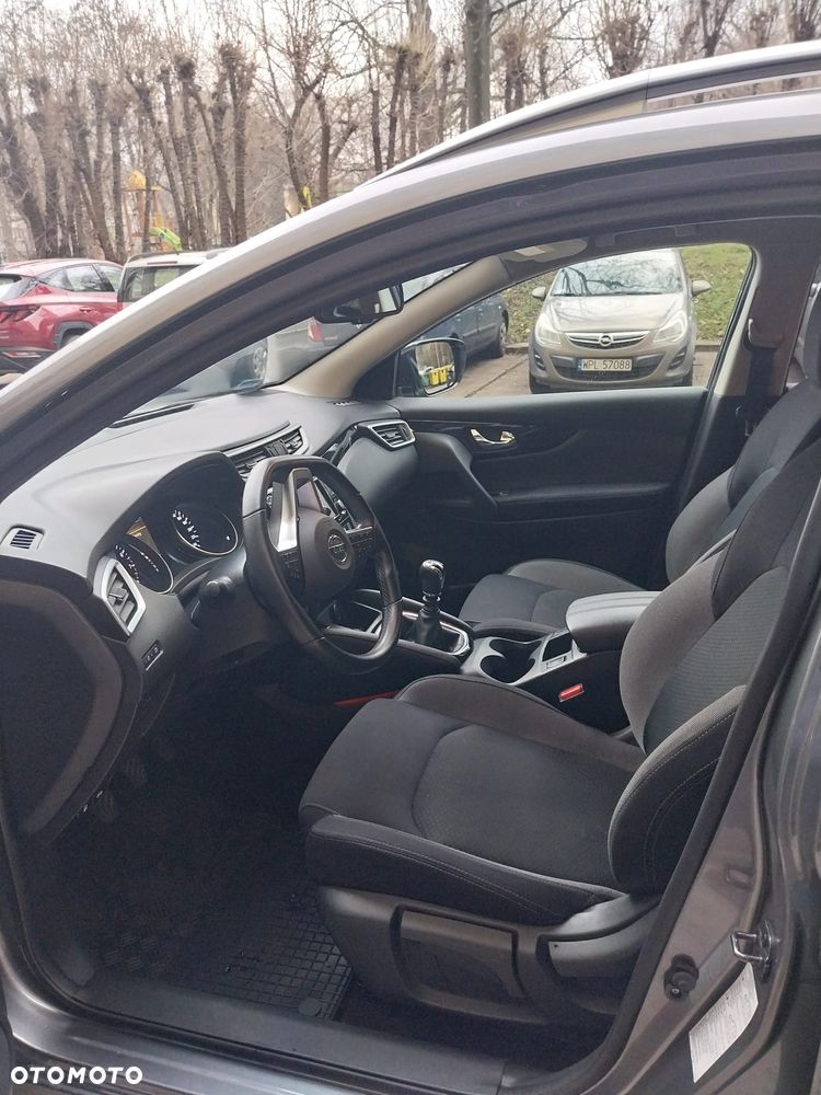 Nissan Qashqai 1.3 DIG-T N-CONNECTA - 7