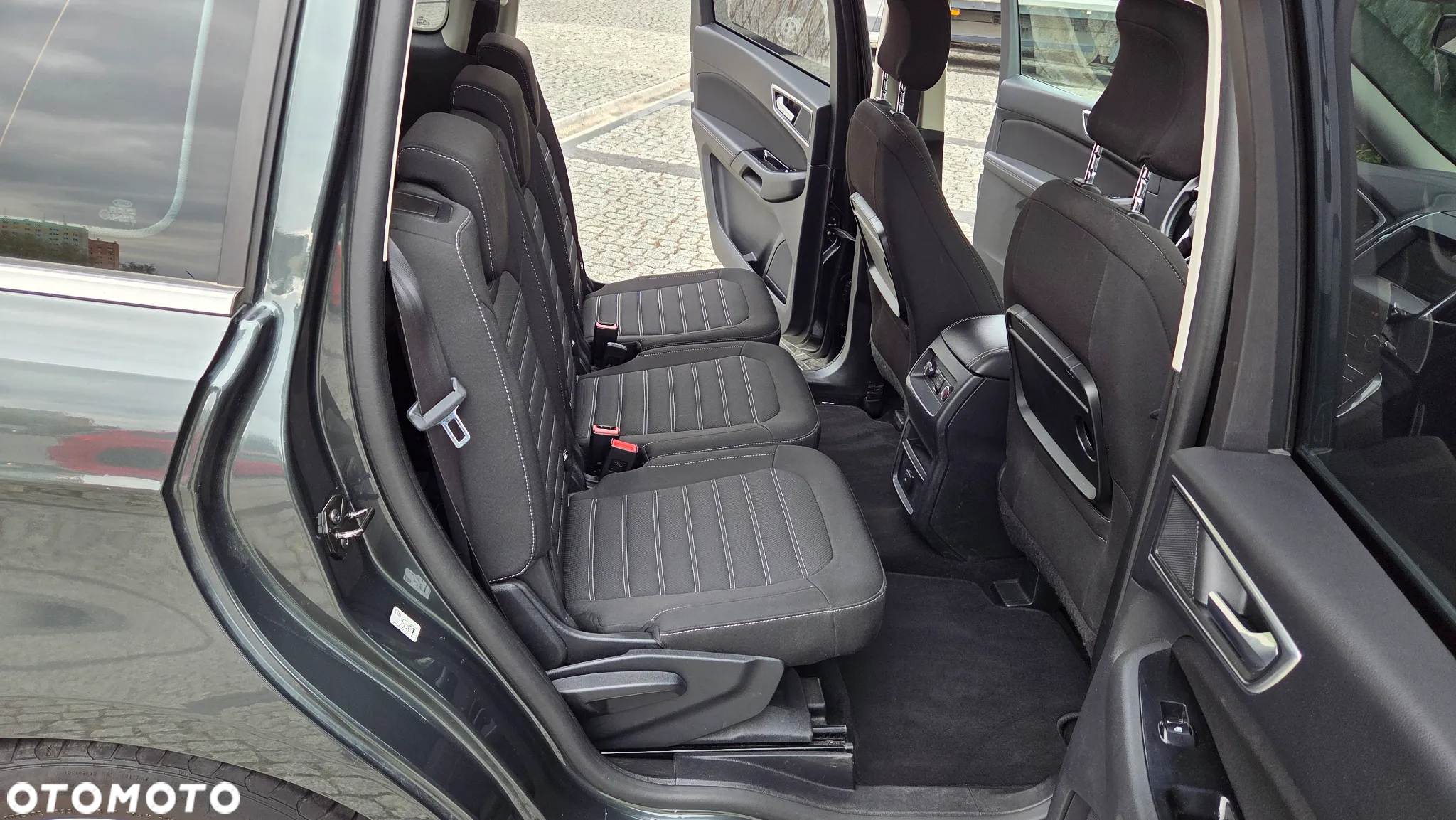 Ford Galaxy 2.0 TDCi Titanium - 36