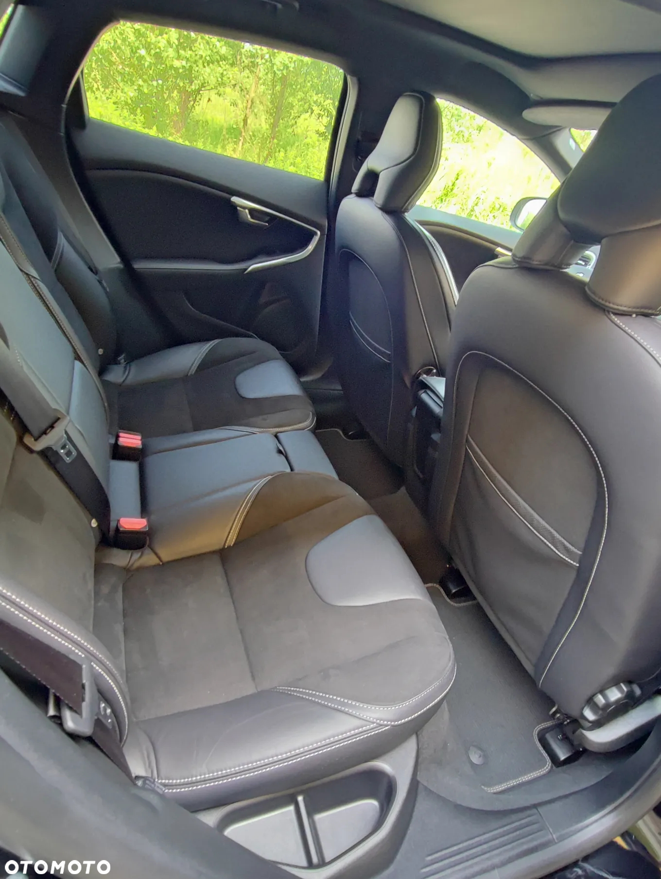 Volvo V40 T3 Geartronic RDesign - 22
