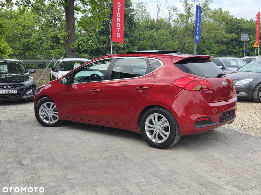 Kia Ceed 1.6 CRDi ISG Vision - 8
