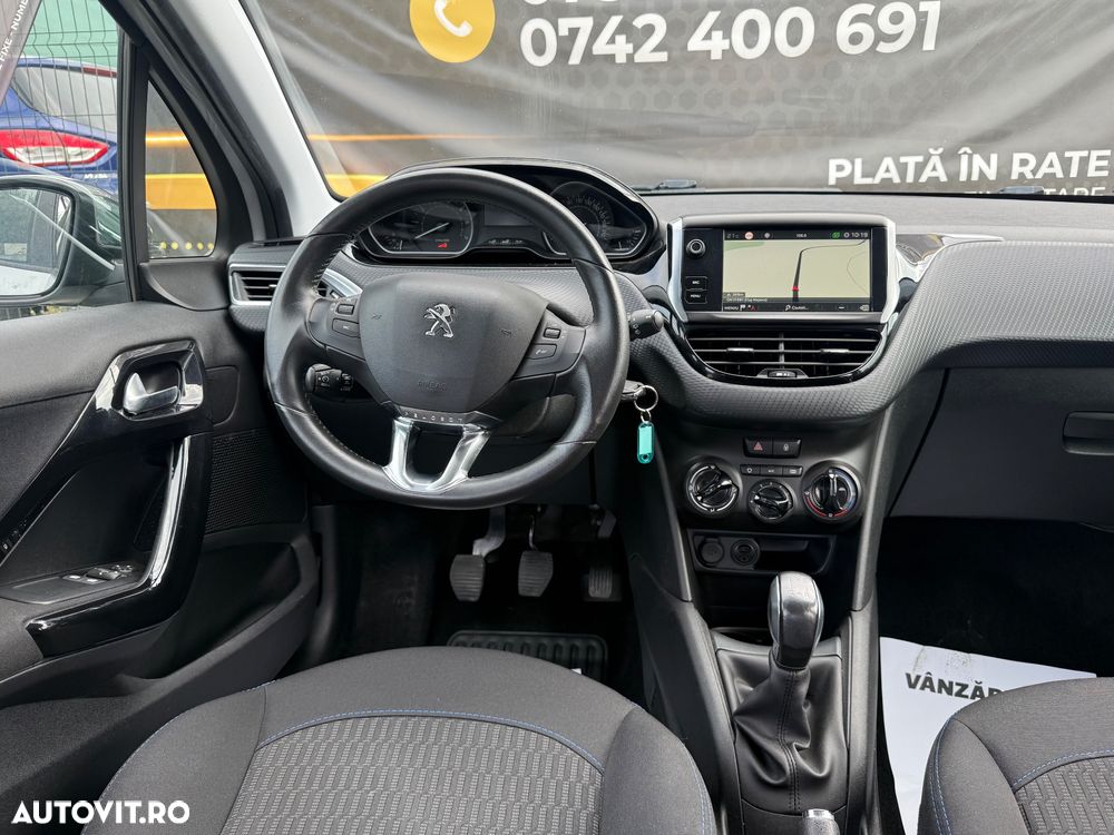 Peugeot 208 PureTech 110 Stop & Start Tech Edition - 19