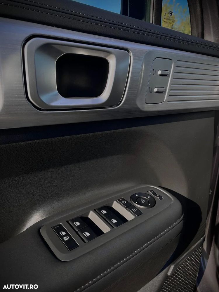 Hyundai Santa Fe 1.6 l 252 CP 4WD 6AT PHEV Luxury - 25