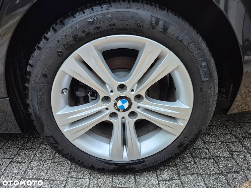 BMW Seria 3 328i Sport-Aut - 12