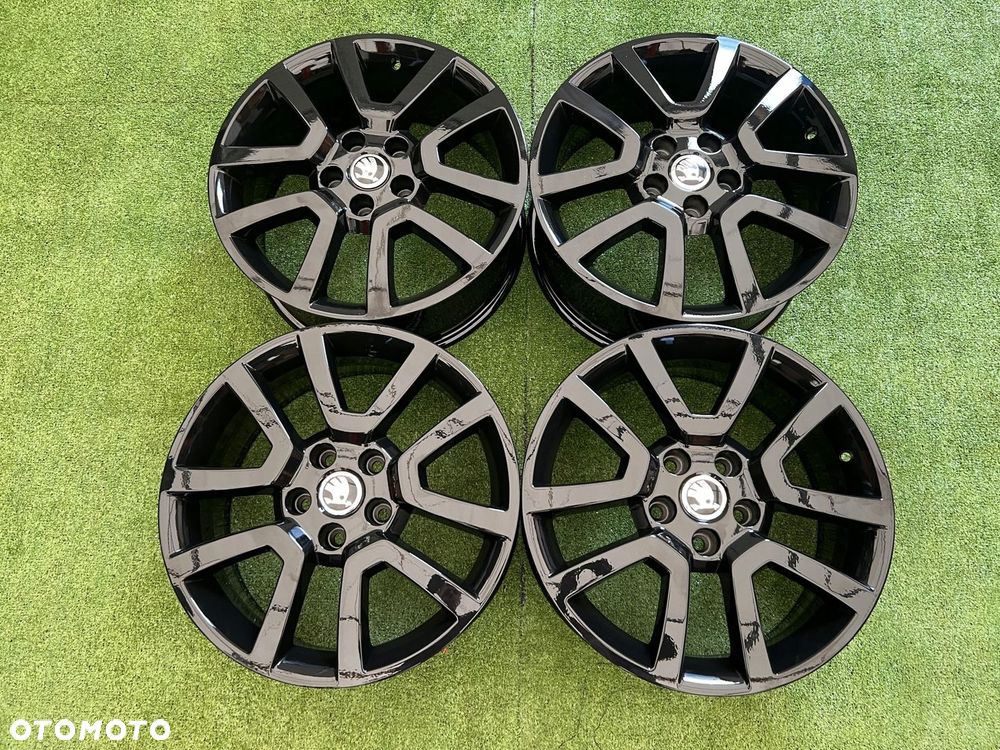 KOMPLET FELG FELGI ALU SKODA OCTAVIA YETI SUPERB 17 5X112 ET45 ORYGINALNE - 3