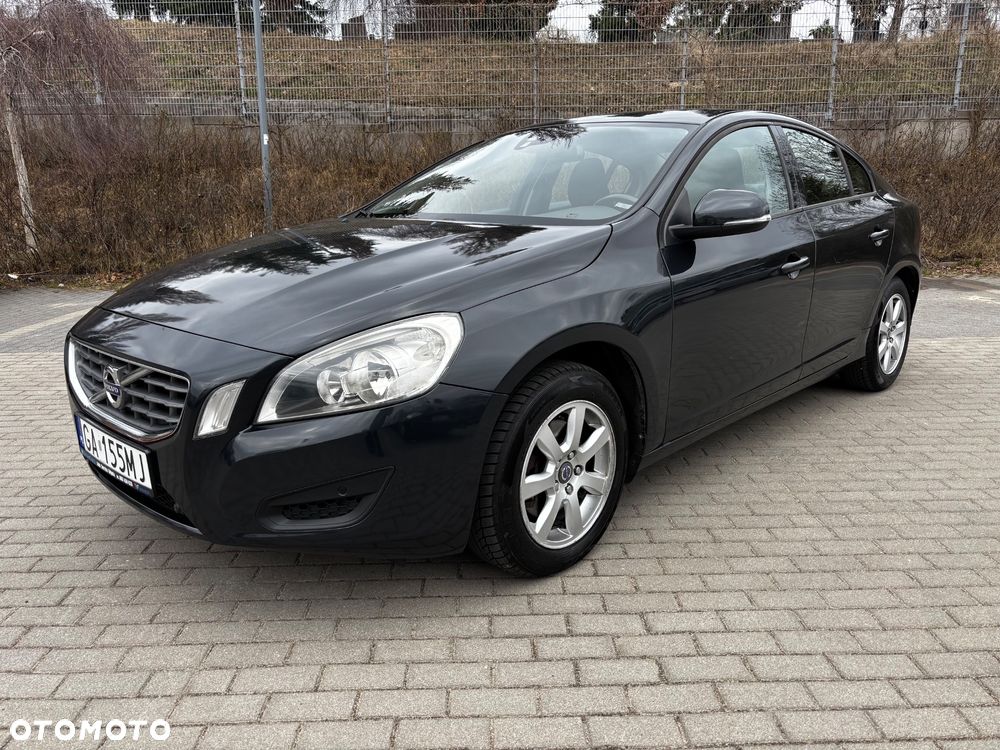 Volvo S60 T3 Kinetic - 2