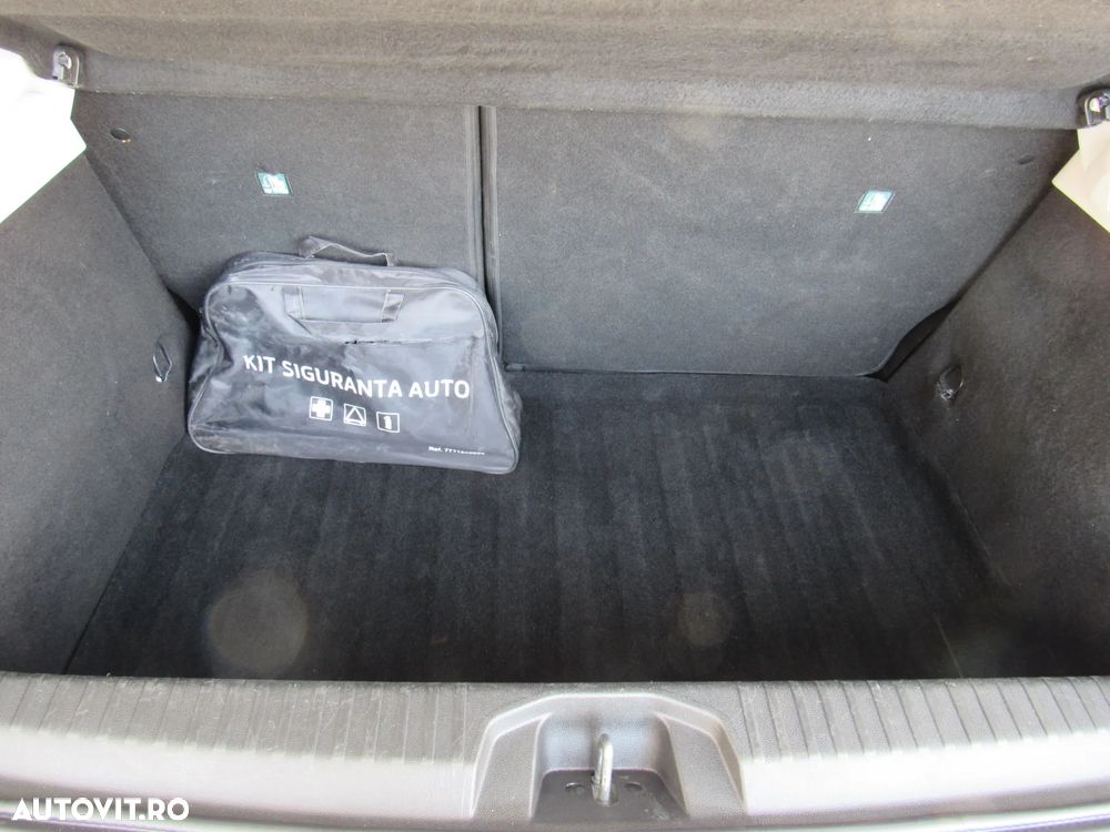 Renault Clio TCe 90 EQUILIBRE - 10