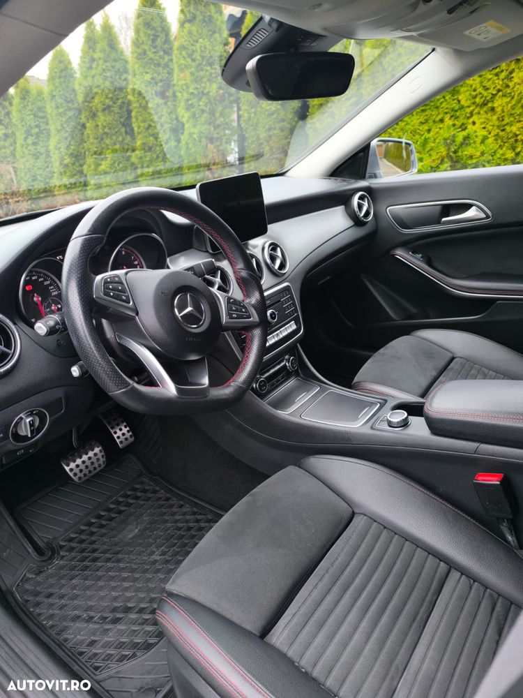 Mercedes-Benz CLA 250 - 11