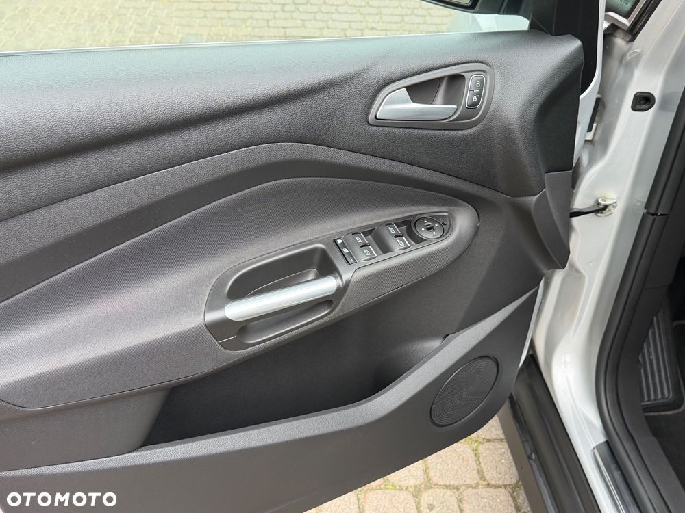 Ford C-MAX 1.5 EcoBoost Start-Stop-System Titanium - 19