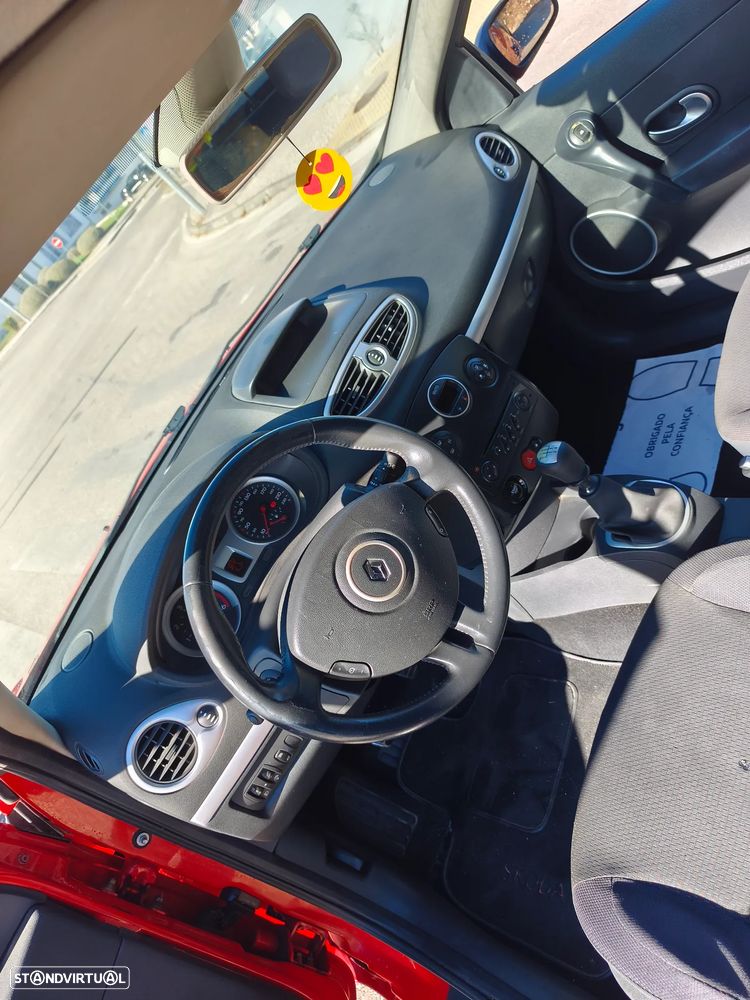 Renault Clio 1.5 dCi Privilège Luxe - 10