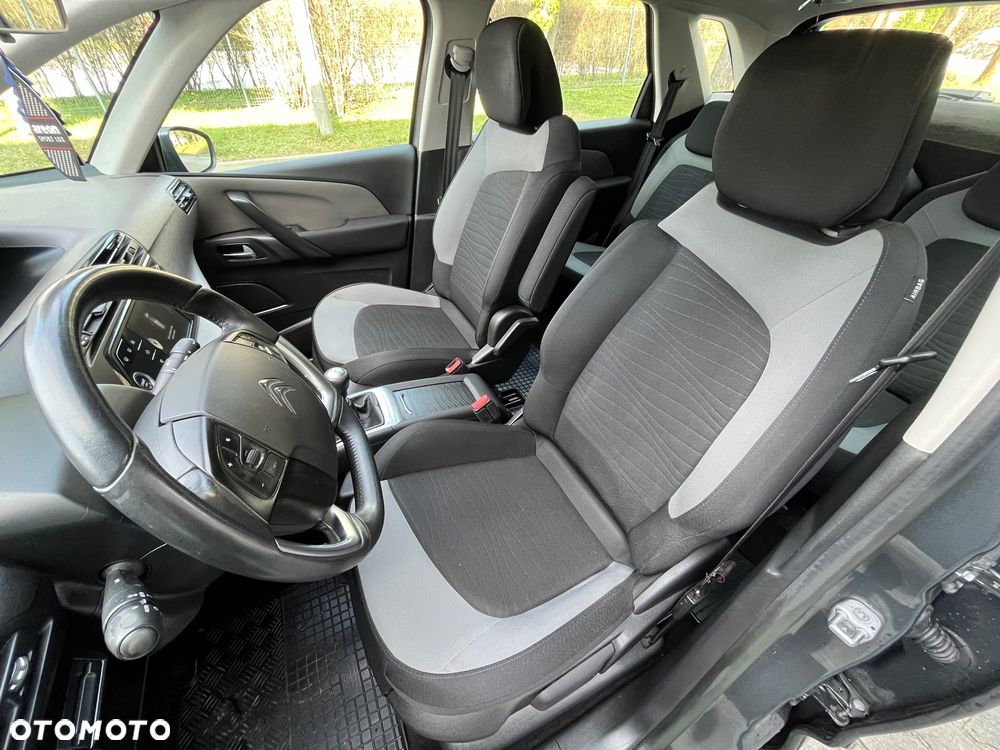 Citroën C4 Picasso 1.6 e-HDi Intensive - 17