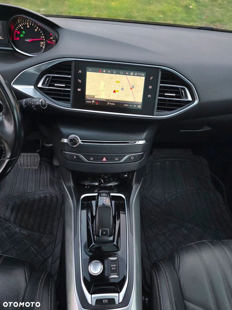 Peugeot 308 - 19