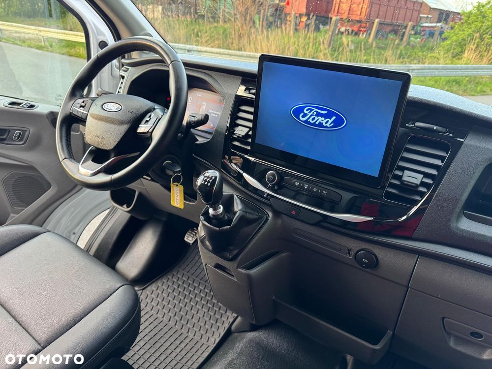 Ford Transit - 12