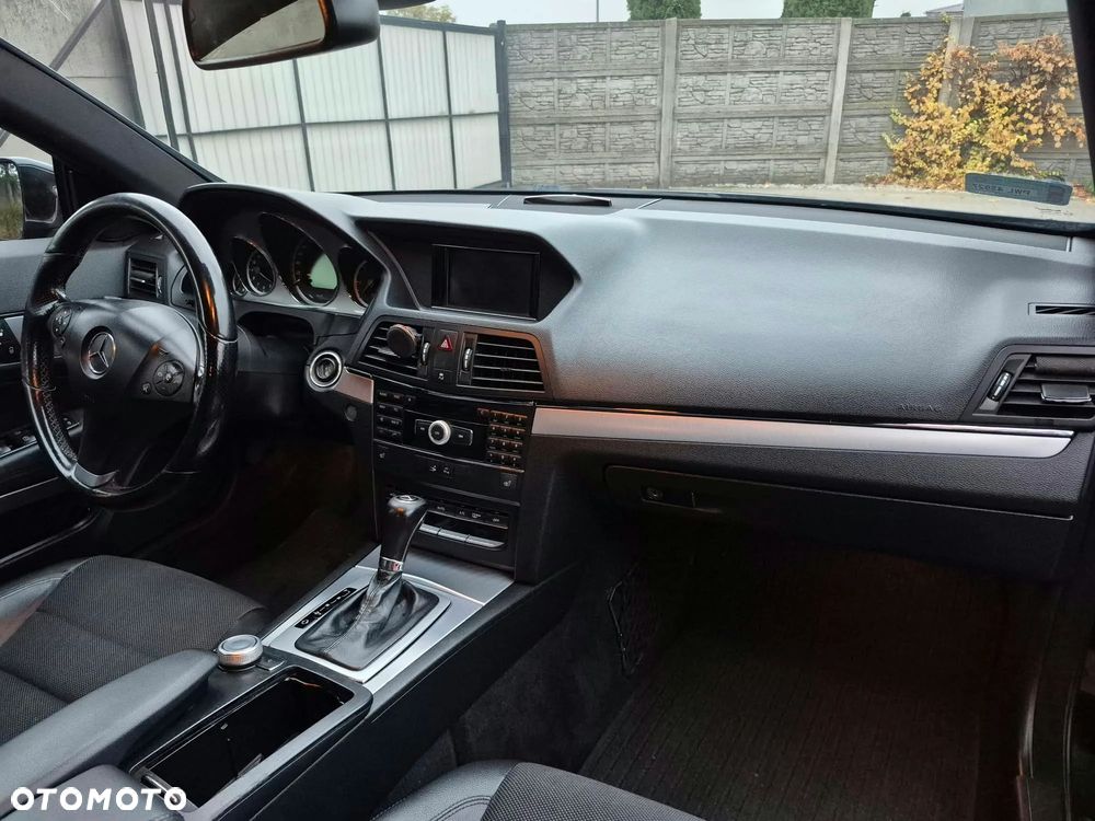 Mercedes-Benz Klasa E 350 CDI BlueEff - 15