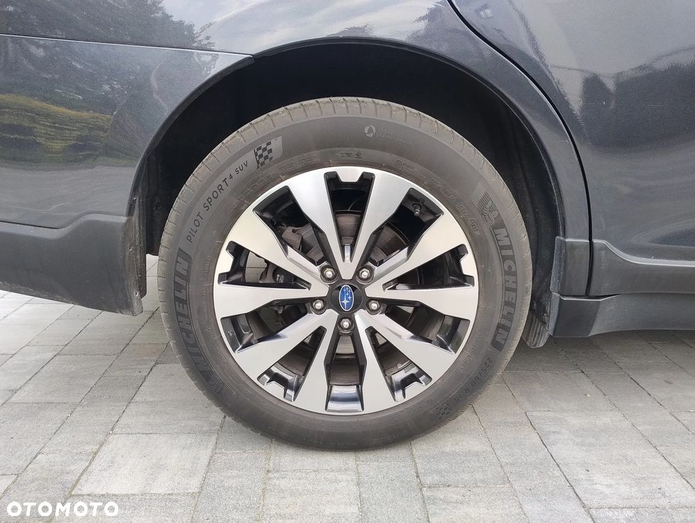 Subaru Outback 2.0D Exclusive Lineartronic - 40