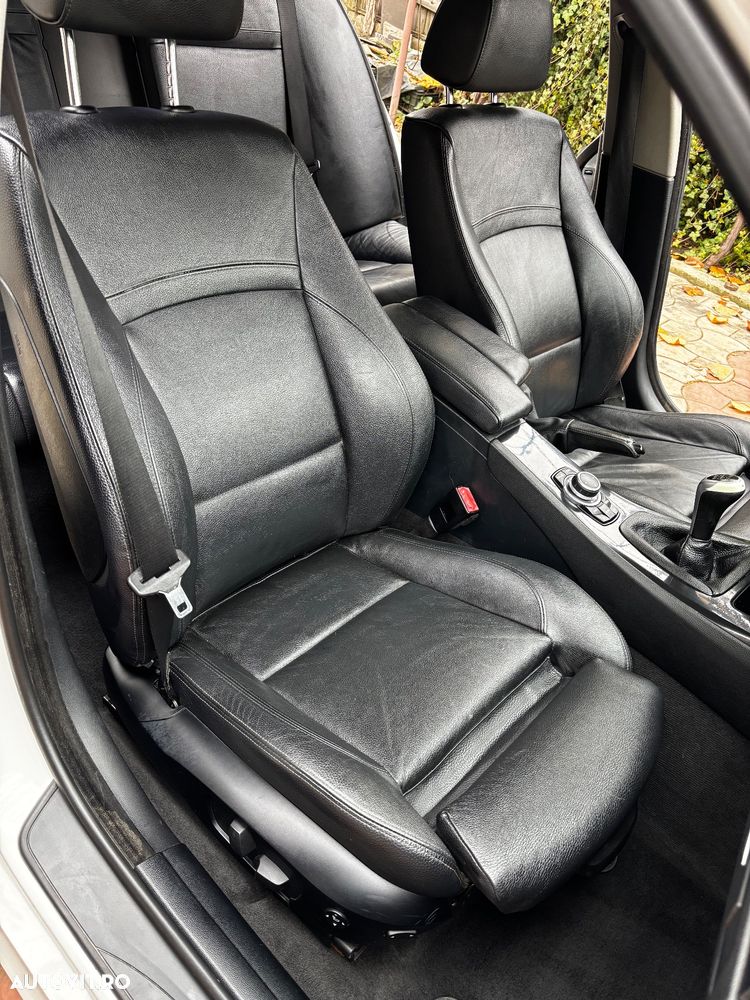 BMW Seria 3 320d EfficientDynamics Edition - 11