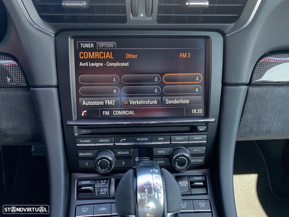 Porsche 911 Série F - 31